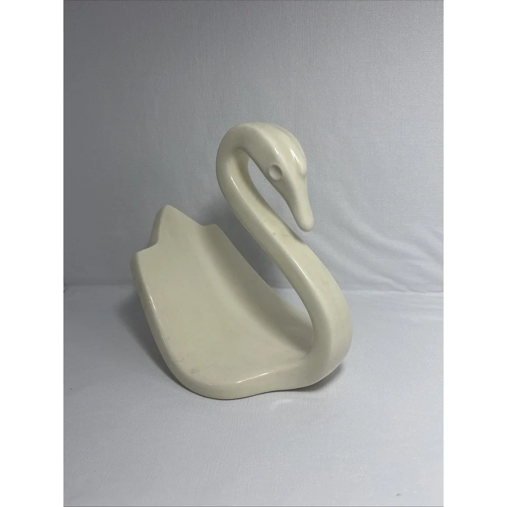 Vintage Beige Ceramic Swan Hand Towel Wash Cloth Holder Soap Bathroom Decor